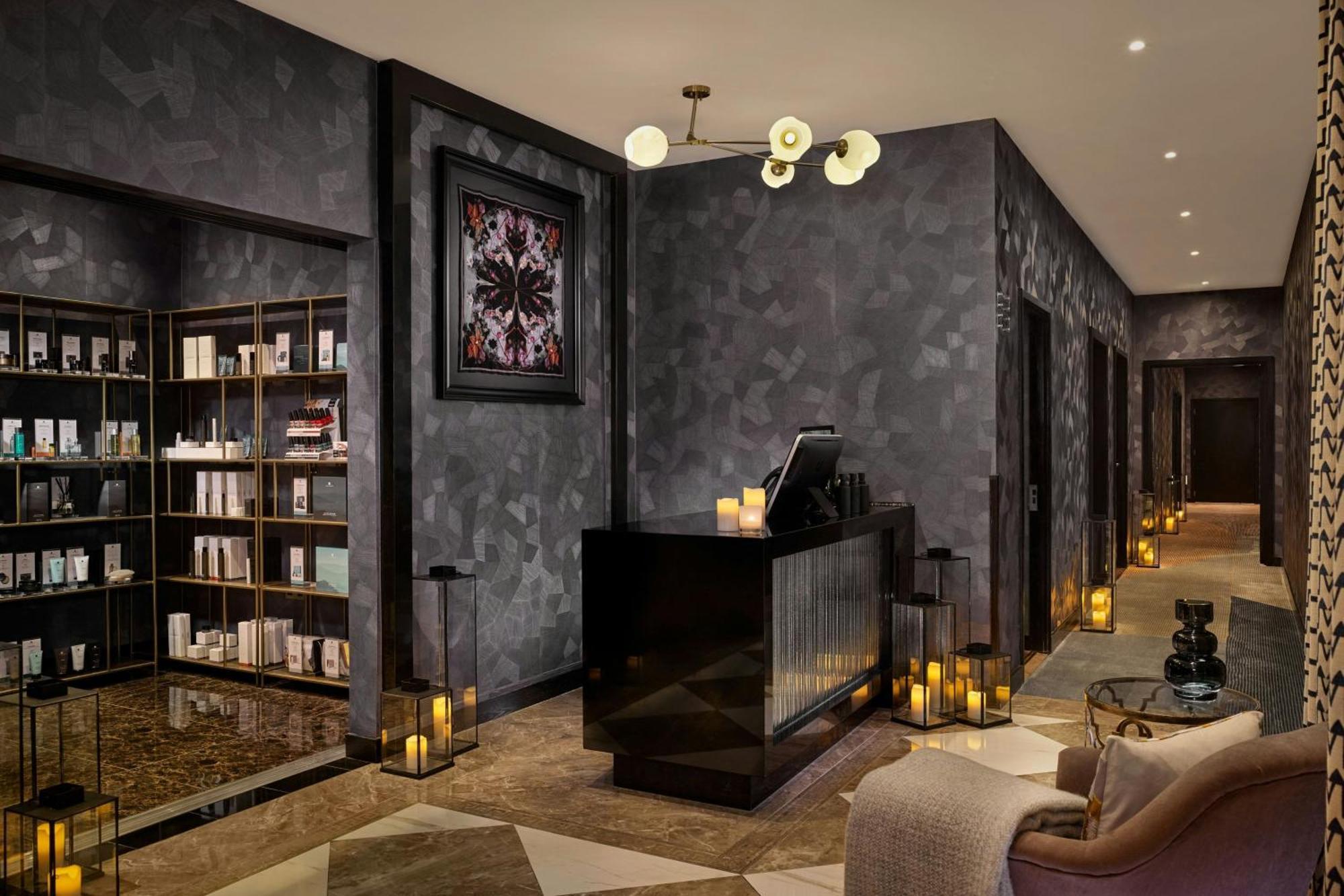 เอ็ม บาย มอนต์คาล์ม Hotel ลอนดอน ภายนอก รูปภาพ The spa at The Dorchester
