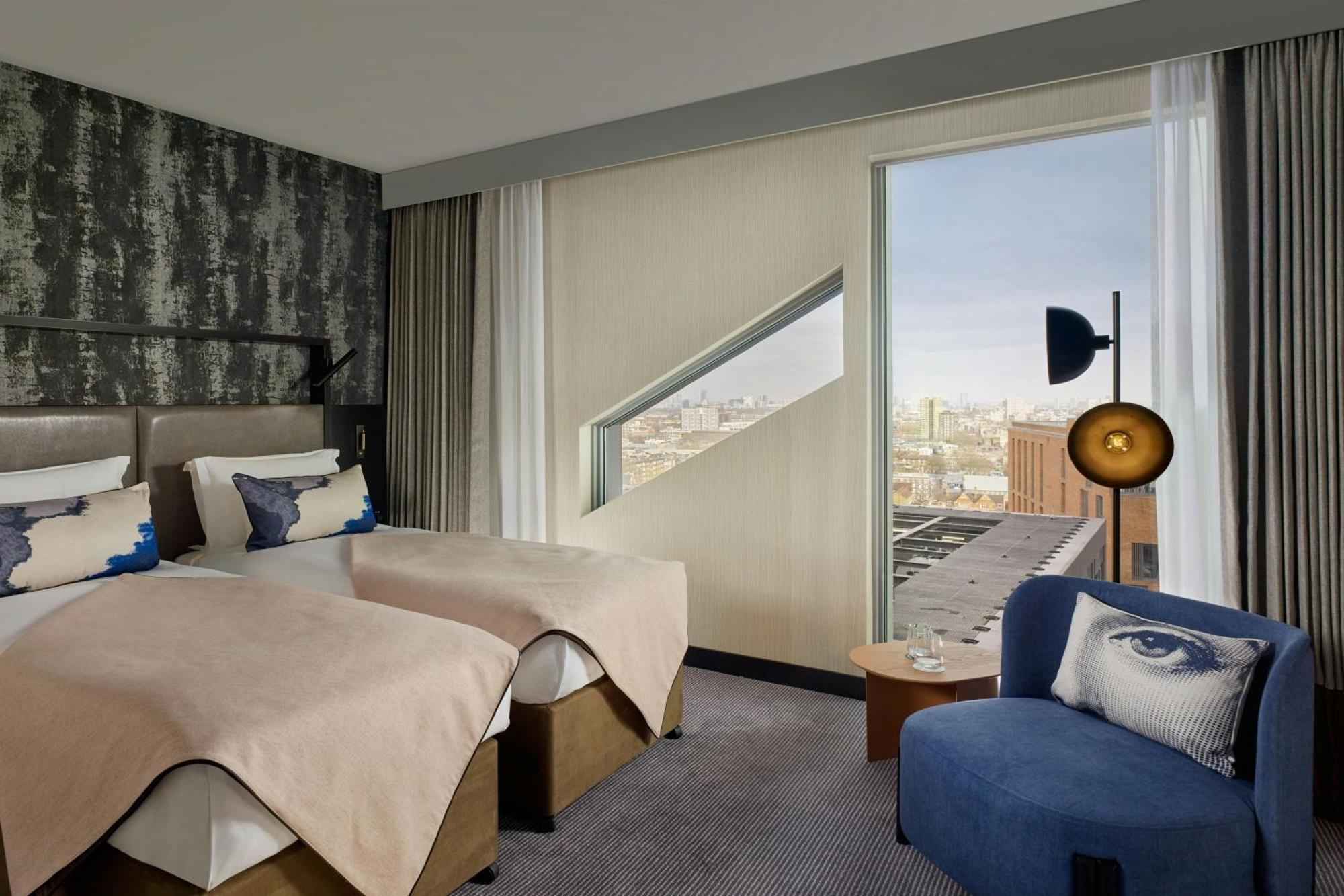 เอ็ม บาย มอนต์คาล์ม Hotel ลอนดอน ภายนอก รูปภาพ Deluxe room